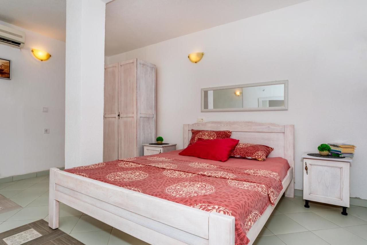 Apartmani Lira Sutomore Kültér fotó