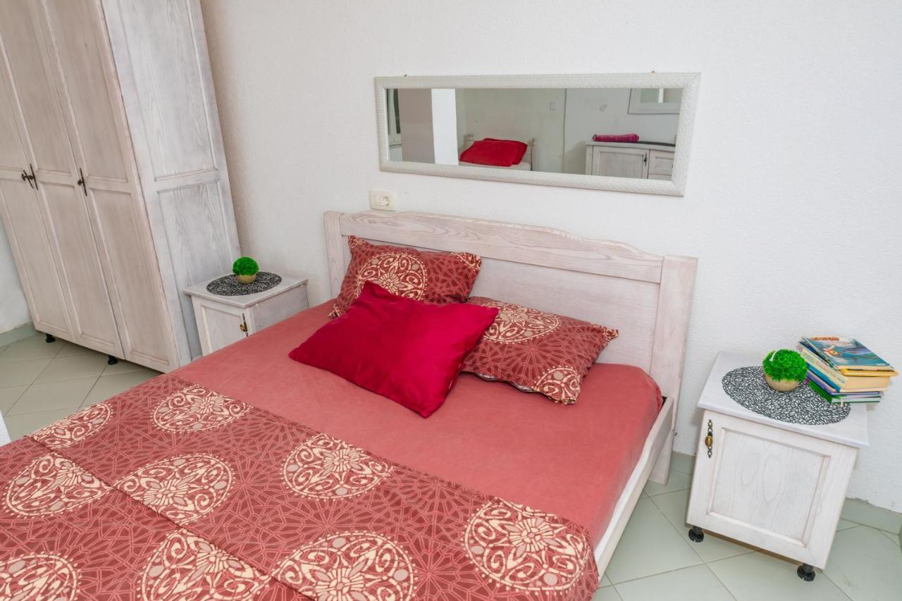 Apartmani Lira Sutomore Kültér fotó