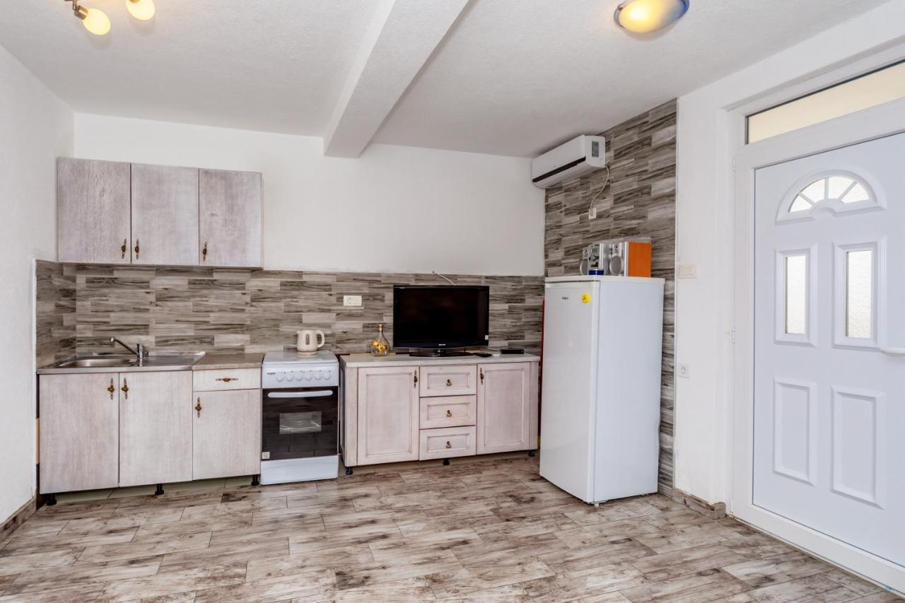 Apartmani Lira Sutomore Kültér fotó