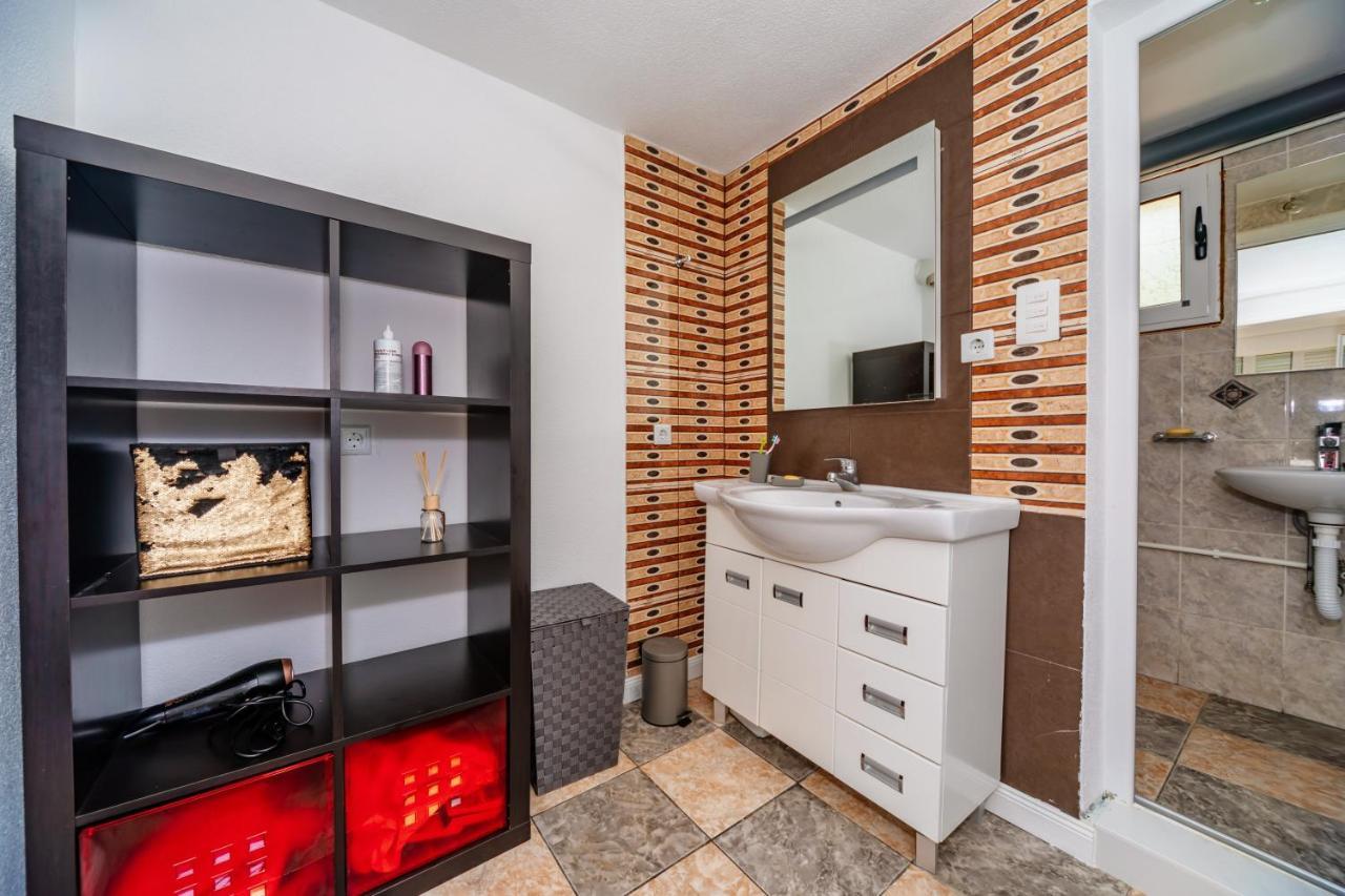 Apartmani Lira Sutomore Kültér fotó